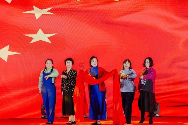 把杀人当成艺术来玩!与其说是小说,这两本书更像是杀人指导手册