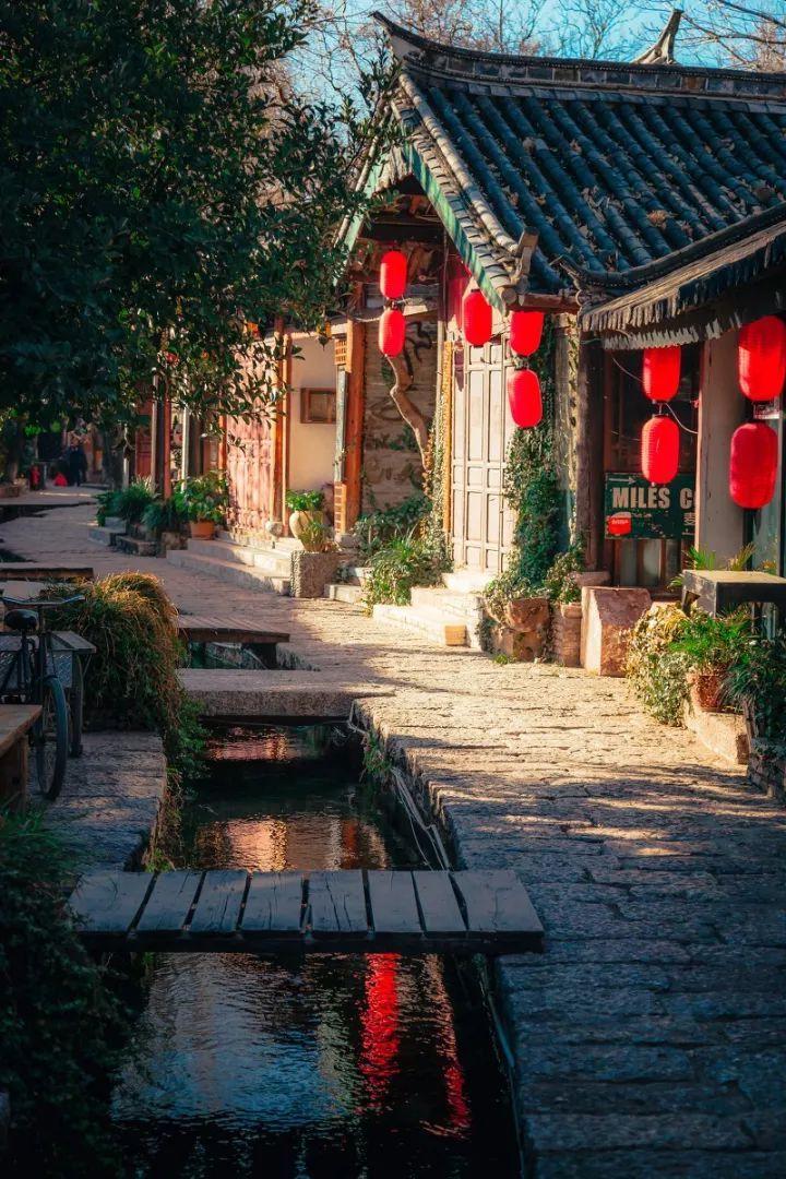 德美化工(002054.SZ)：拟收购子公司德美瓦克50%股权 子公司拟出售德美瓦克分公司从事产品生产所涉及的部分资产和存货