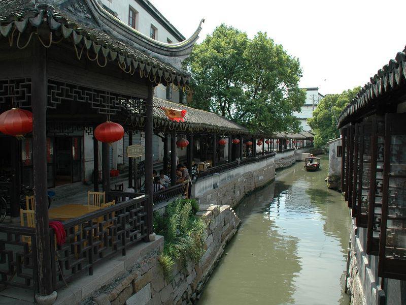 海岛冲浪