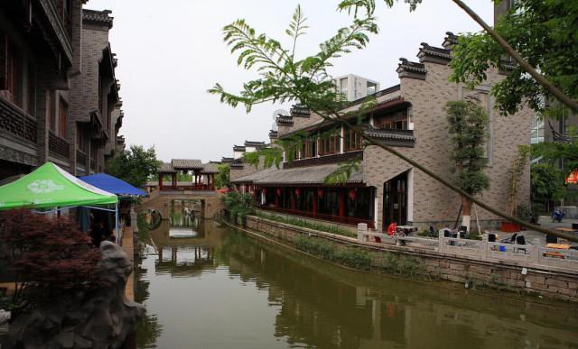 是傻还是天真?光绪的心尖宠妃,为何却成为慈禧的眼中钉?